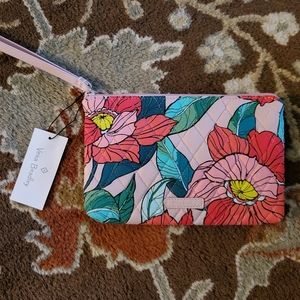 NWT Vera Bradley Wristlet